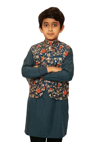Kurta With Vaskit